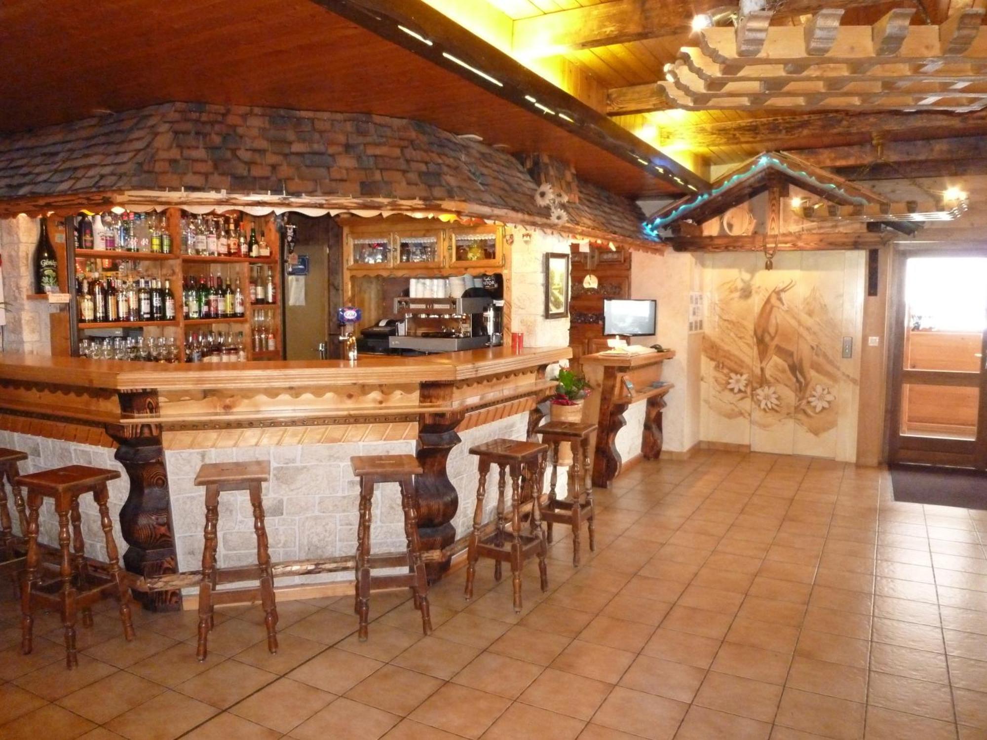 Hotel Le Ferraillon Abondance Exterior foto